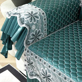 [Pague 1, Leve 2] Capa de Sofá Amélia (A Delicadeza Que Abraça Seu Sofá!) + BRINDE: 2 Fronhas