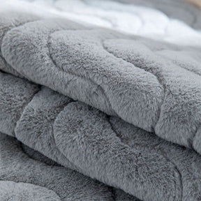 [Pague 1, Leve 2] Capa de Sofá Isabelle (Aconchego e Elegância Para Seu Sofá!) + BRINDE: 2 Almofadas